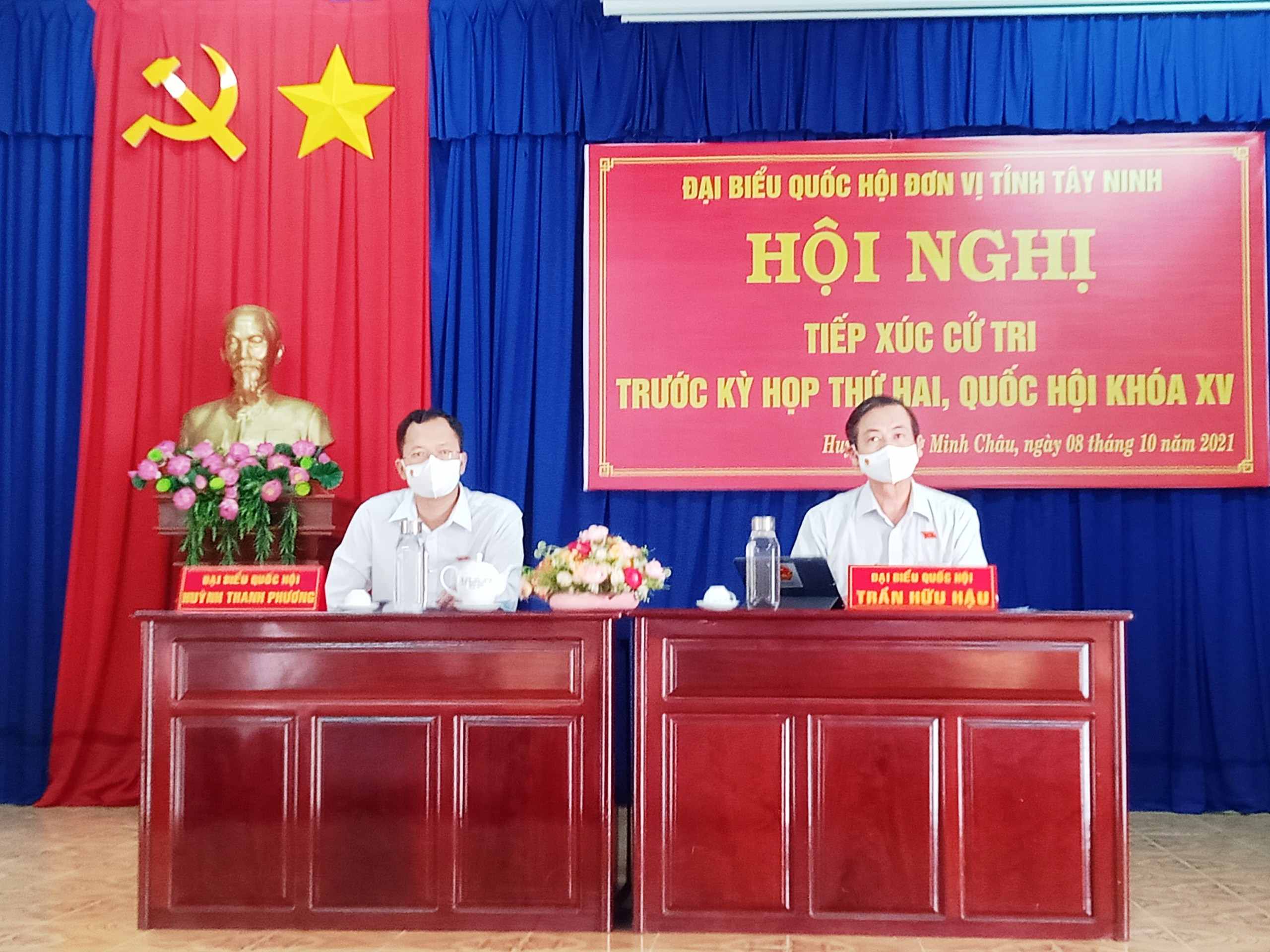 Đại biểu Quốc Hội tiếp xúc cử tri huyện Dương Minh Châu